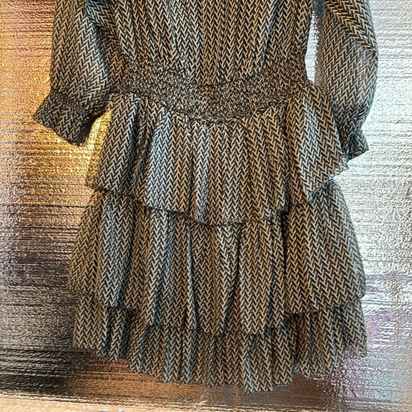 REVEL WOMEN'S LONG SLEEVE TIER MINI DR. M - Picture 4 of 7